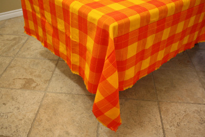 Rectangular Mexican Tablecloth 6 Napkins Close-Up