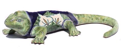 Big Lily Flower Garden Ceramic Iguana Details