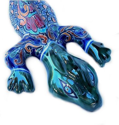 Medium Multicolor Garden Ceramic Lizard Close-Up