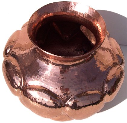 Arts & Crafts Diamond Polished Hammered Copper Vase Close-Up